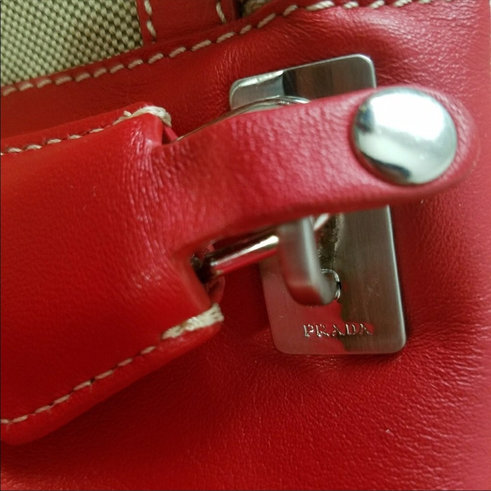 Prada authentic bag - Picture 8 of 8